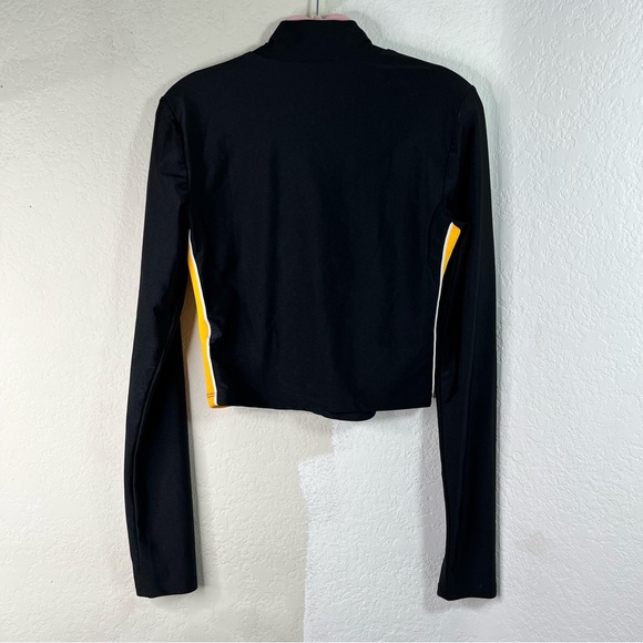 Forever 21 Half Zip Crop Long Sleeve - Picture 4 of 4